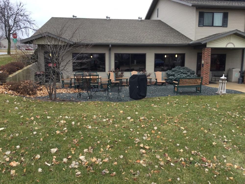 Super 8 By Wyndham Monroe Wi Exterior foto